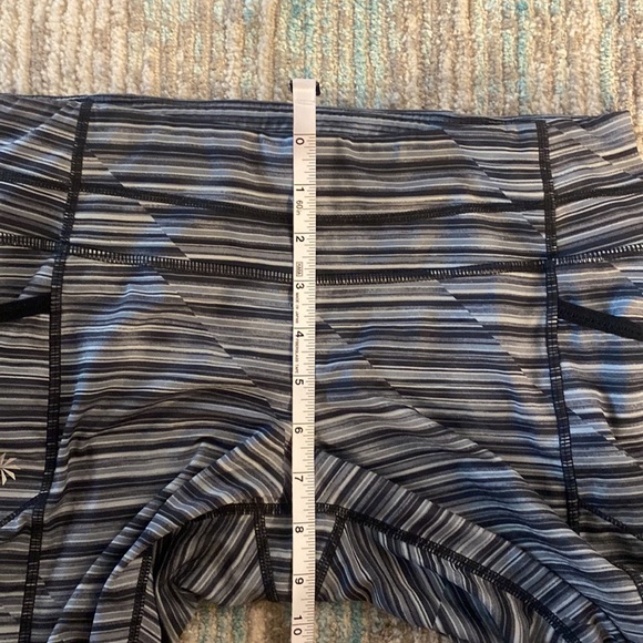 Athleta Mix Match Dobby Be Free Knicker Legging - Picture 9 of 10